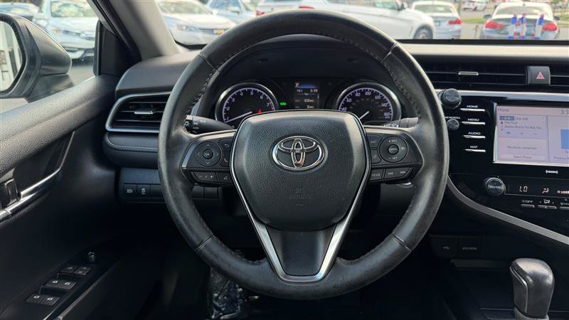 Used 2020 Toyota Camry SE w/ Convenience Package FWD image 28