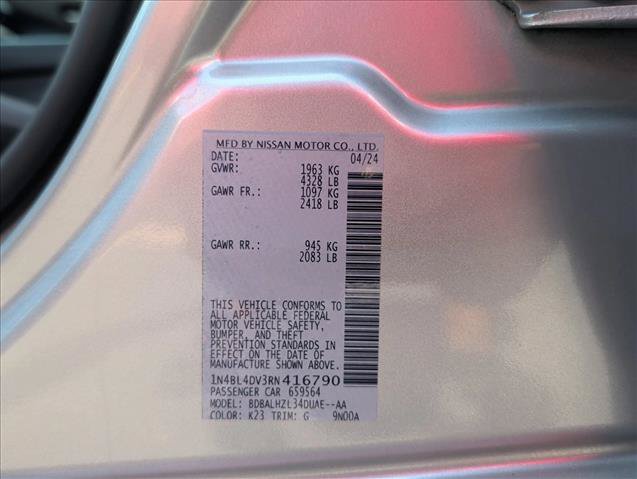 Used 2024 Nissan Altima 2.5 SV w/ SV Premium Package FWD image 30