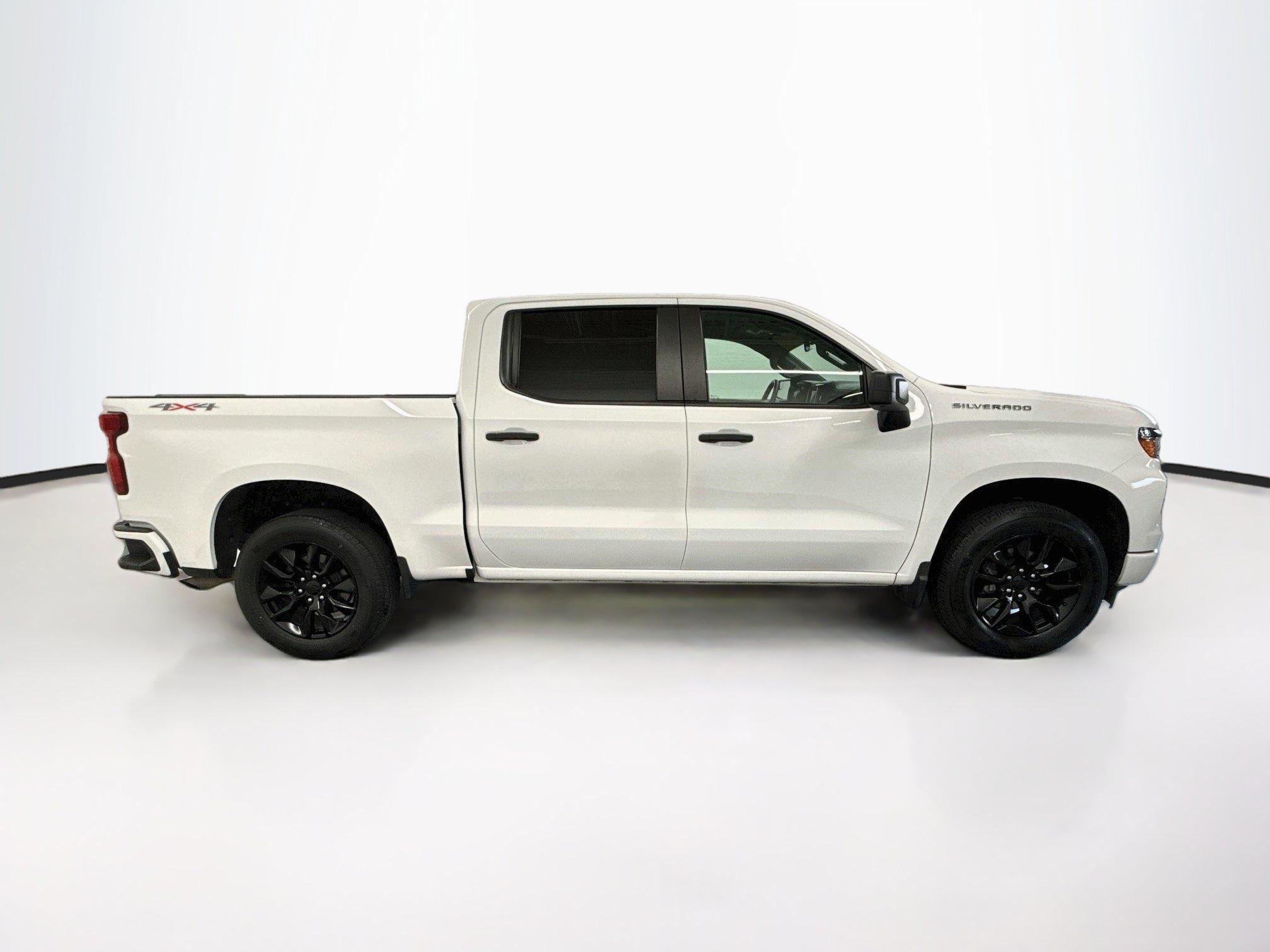 Used 2023 Chevrolet Silverado 1500 Custom AWD/4WD image 10