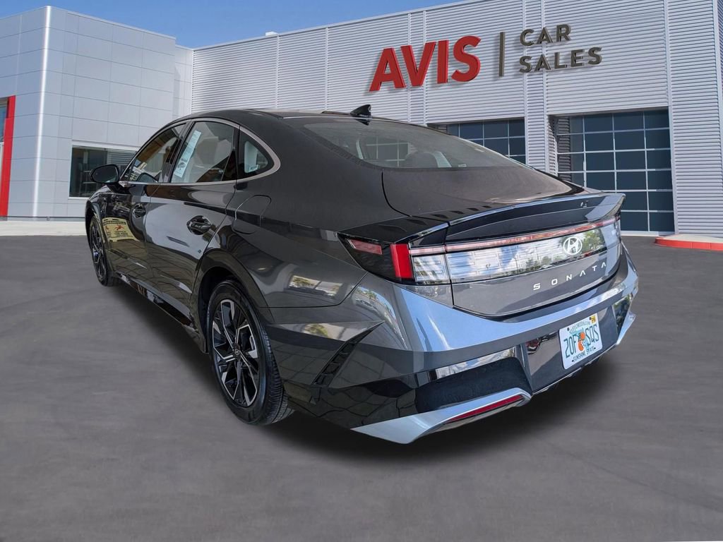 Used 2025 Hyundai Sonata SEL FWD image 10