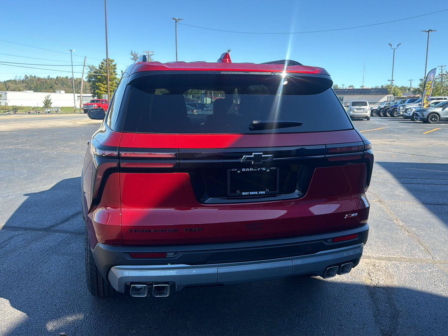 New 2027 Chevrolet Traverse Z71 w/ Enhanced Driving Package AWD/4WD image 3