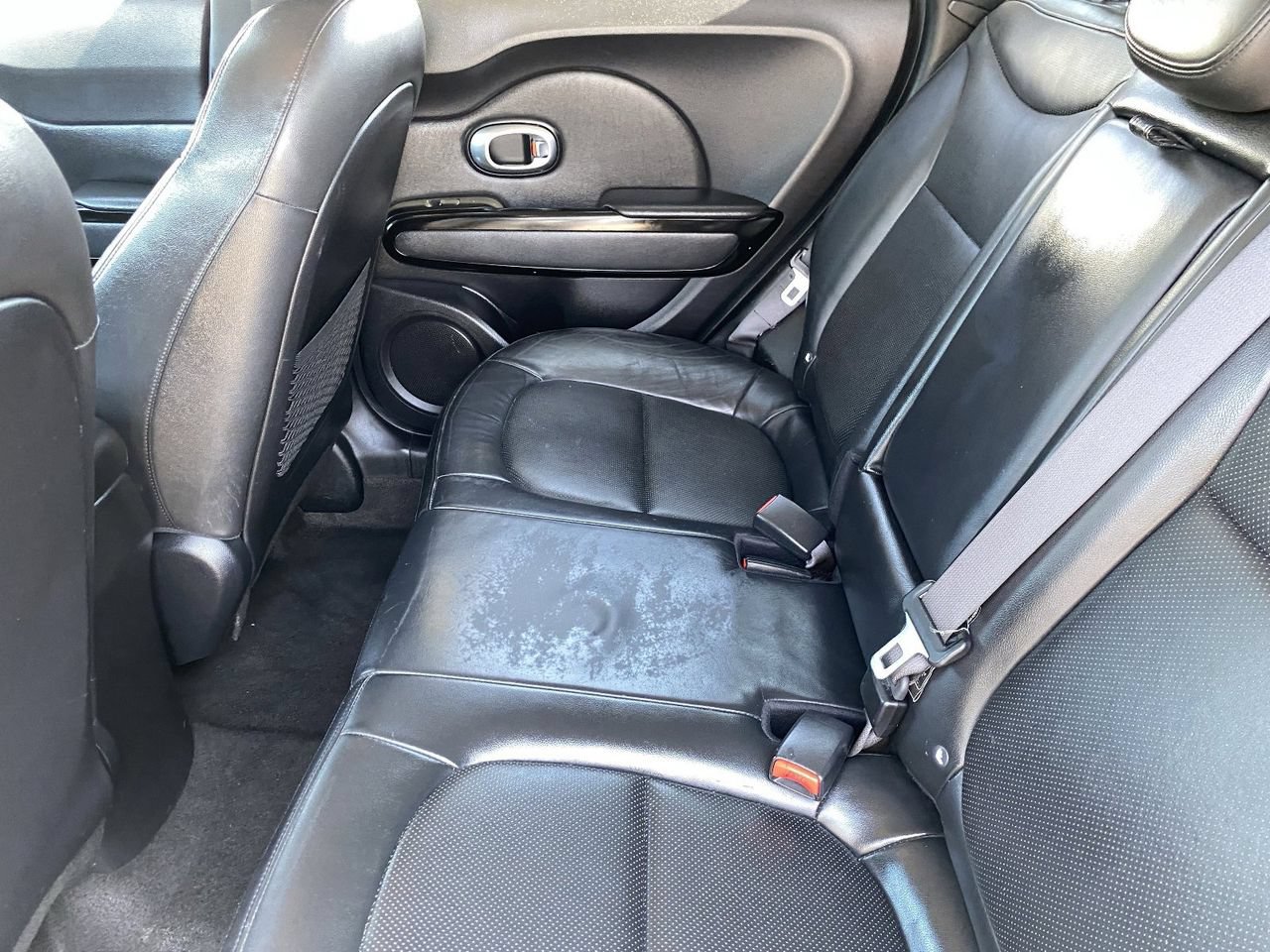 Used 2016 Kia Soul ! FWD image 14