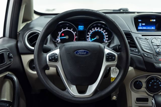 Used 2018 Ford Fiesta SE image 13