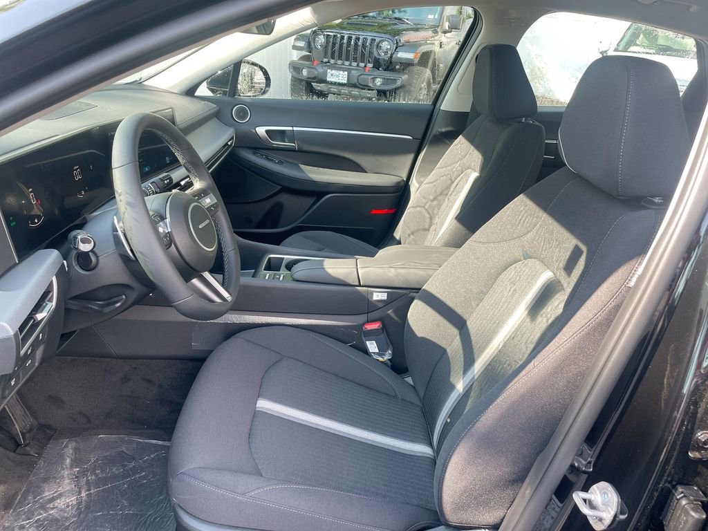 New 2025 Hyundai Sonata SEL image 37