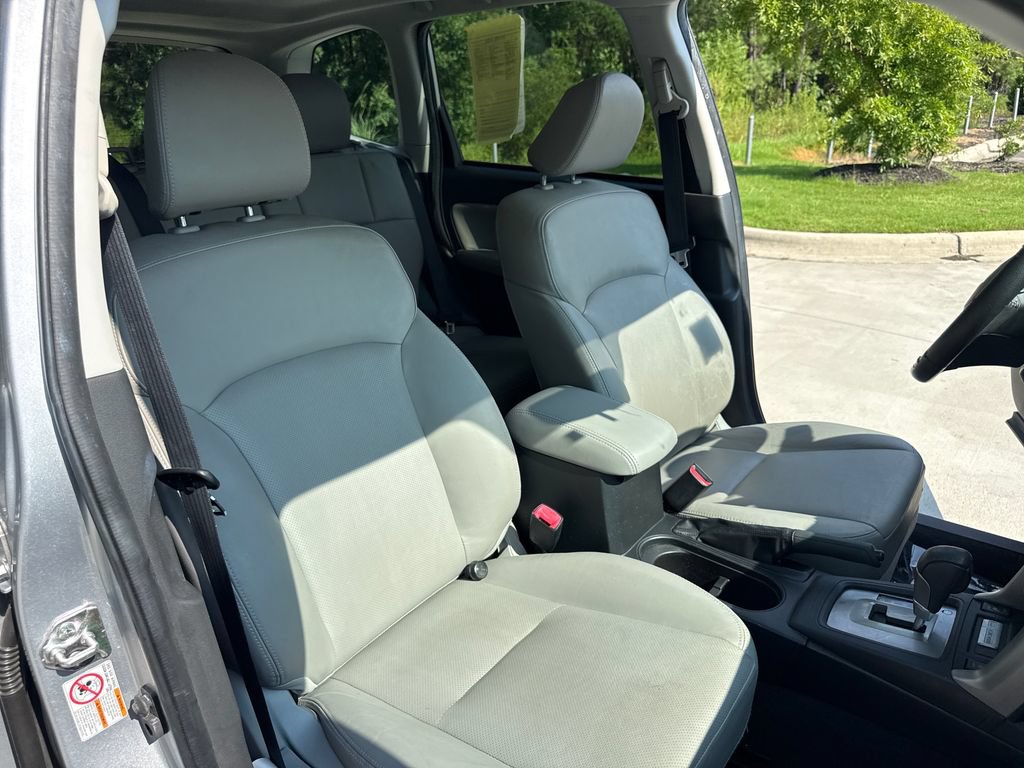 Used 2015 Subaru Forester 2.5i Limited AWD/4WD image 34