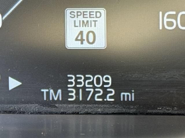 Used 2022 Volvo XC90 T5 Momentum w/ Advanced Package FWD image 25