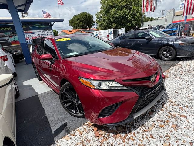 Used 2018 Toyota Camry XSE image 2