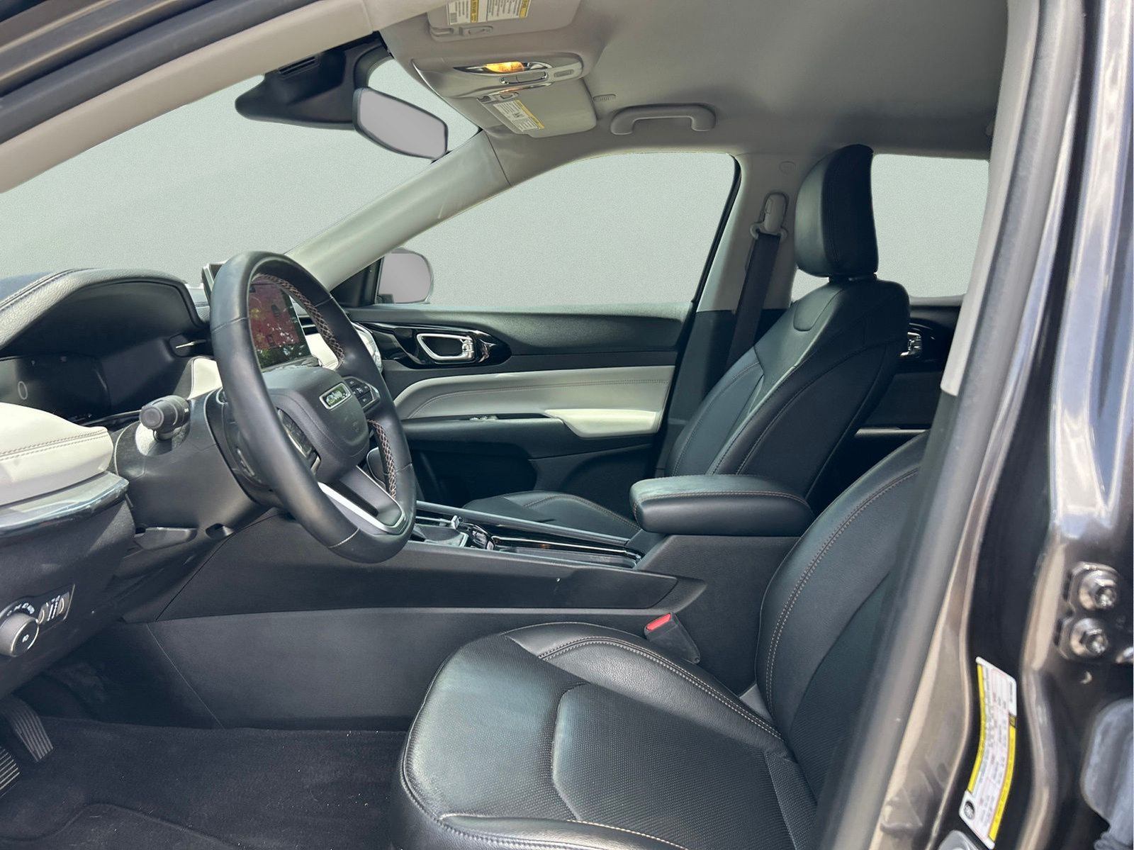 Certified 2022 Jeep Compass Limited w/ Elite Group AWD/4WD image 9