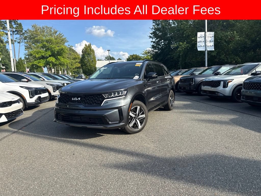 Certified 2023 Kia Sorento S FWD image 1