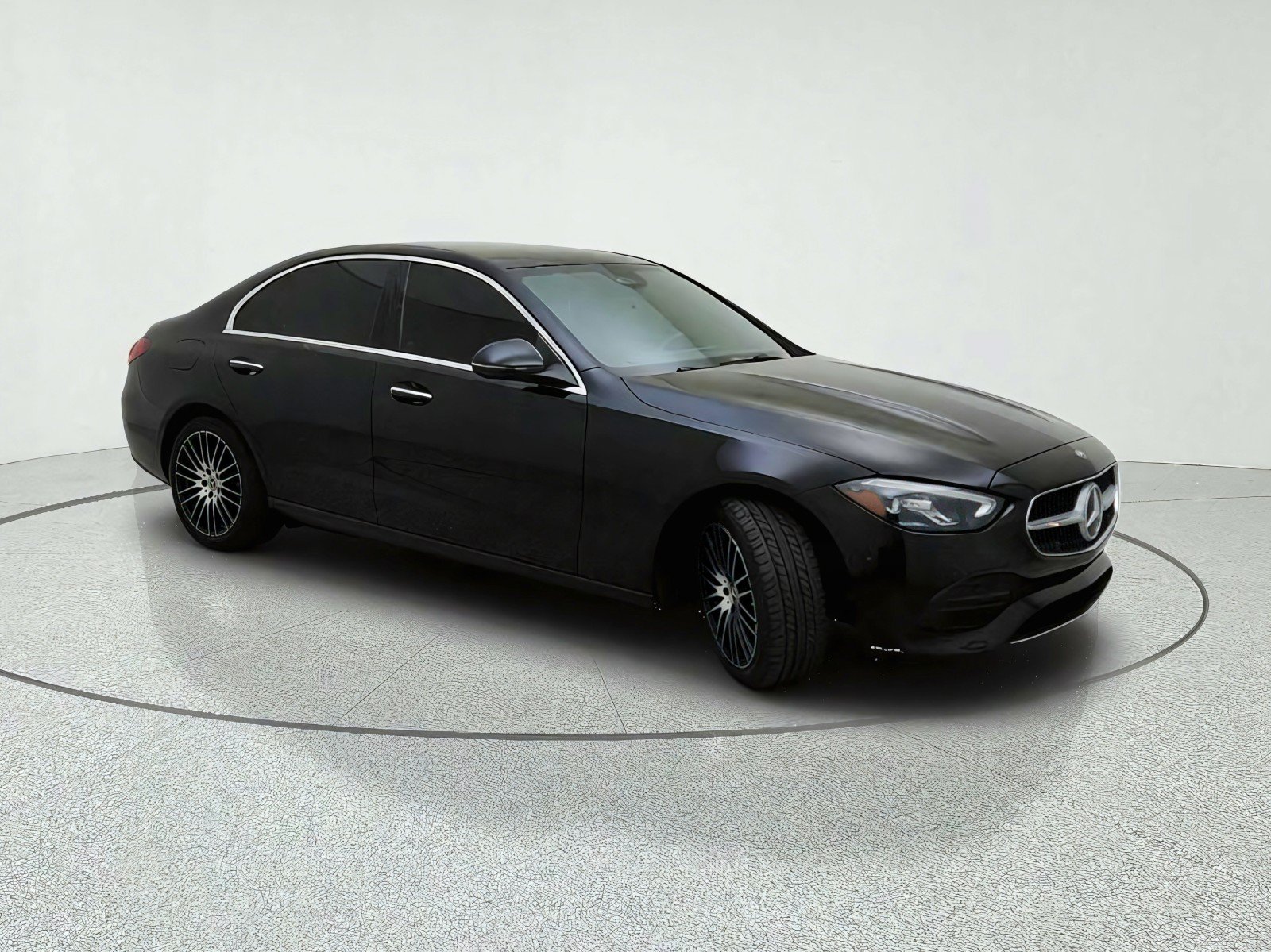 Used 2025 Mercedes-Benz C 300 Sedan image 5