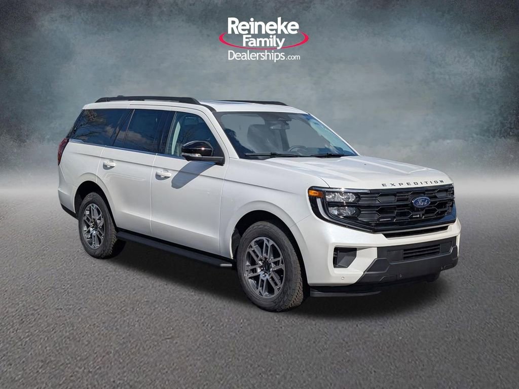 New 2026 Ford Expedition Active image 3