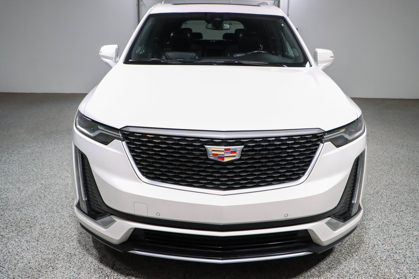 Used 2023 Cadillac XT6 Premium Luxury AWD/4WD image 4