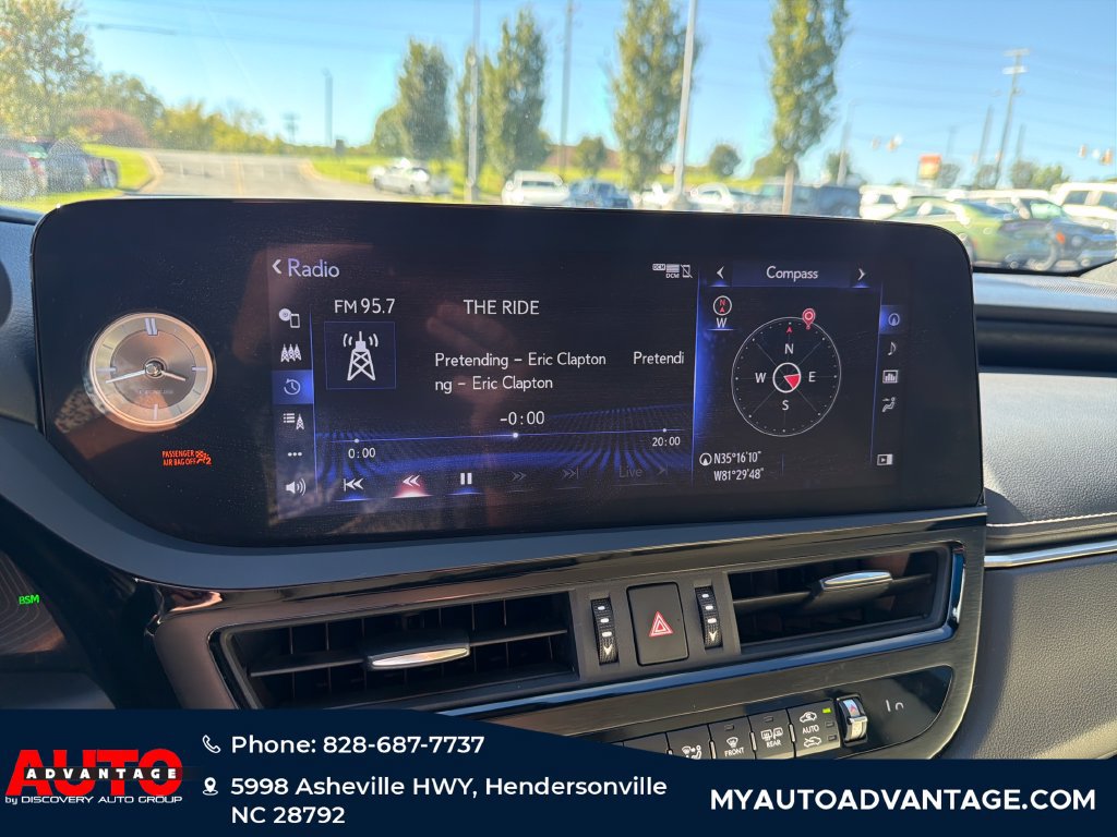 Used 2022 Lexus ES 250 w/ Premium Package AWD/4WD image 16