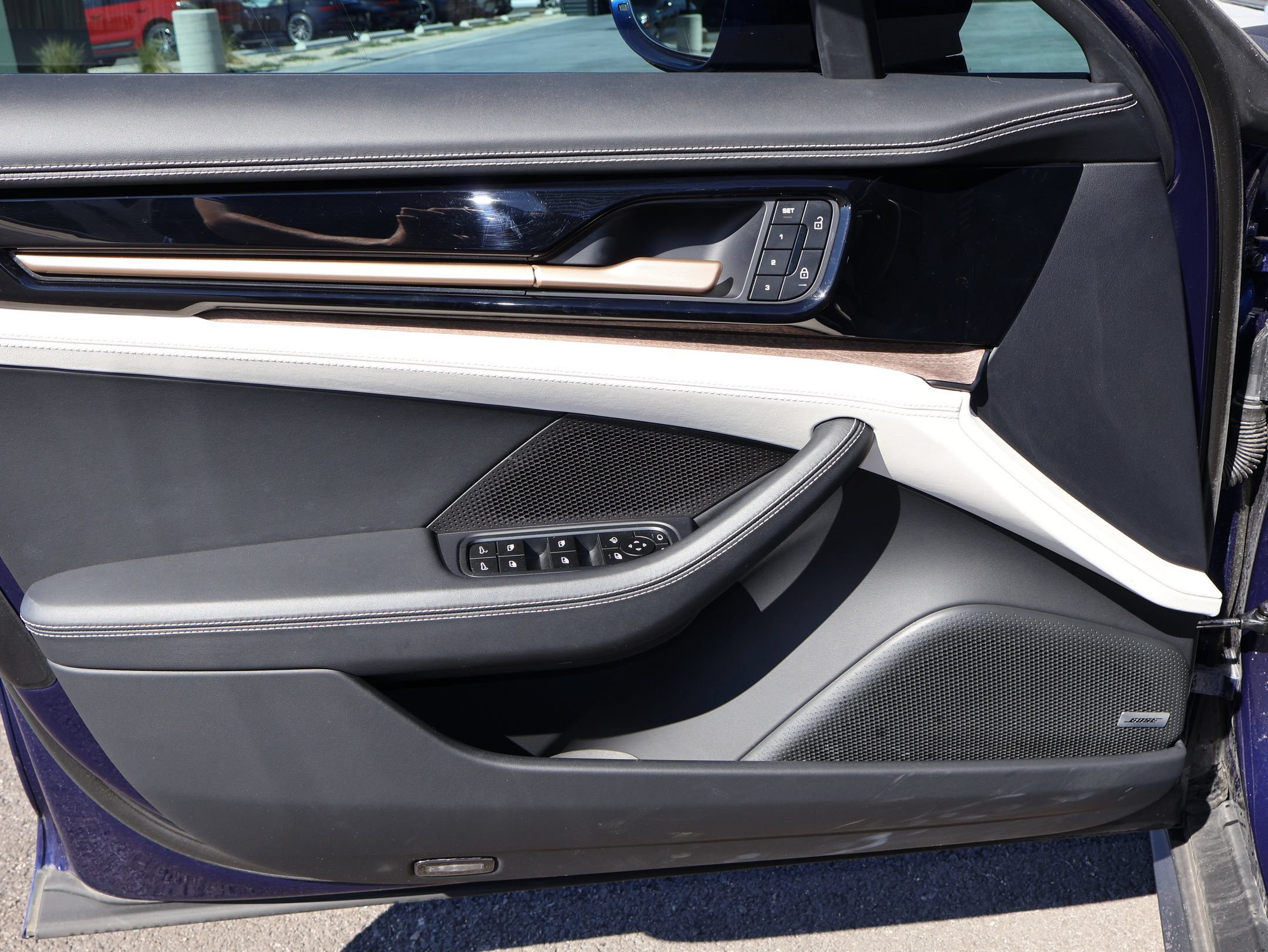Certified 2024 Porsche Panamera 4 AWD/4WD image 15