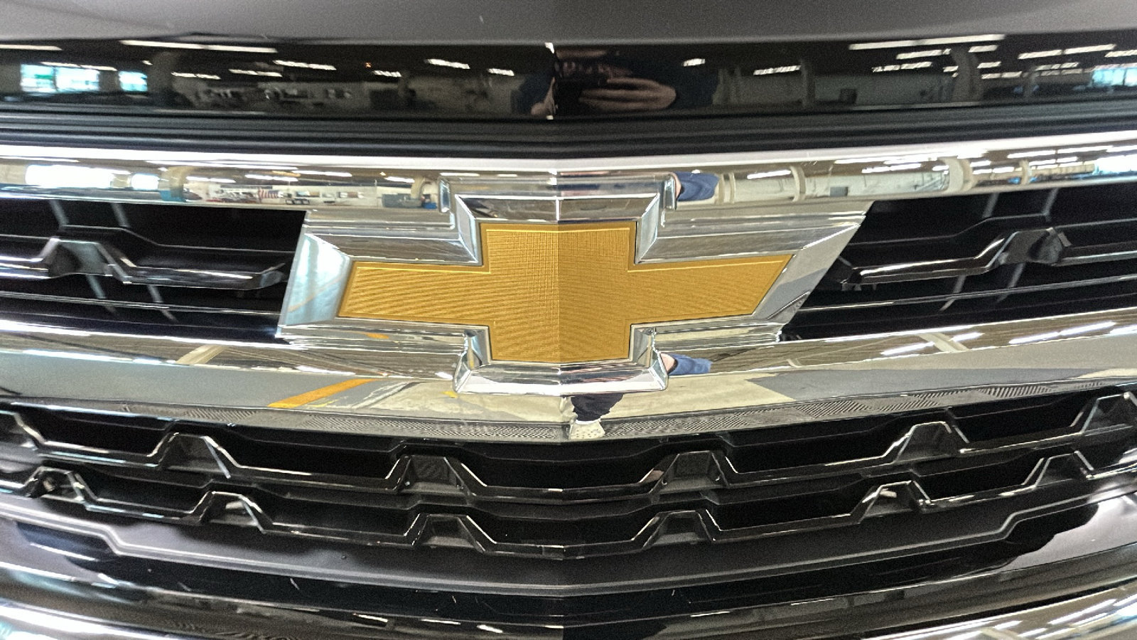 Used 2024 Chevrolet Silverado 1500 LT AWD/4WD image 9