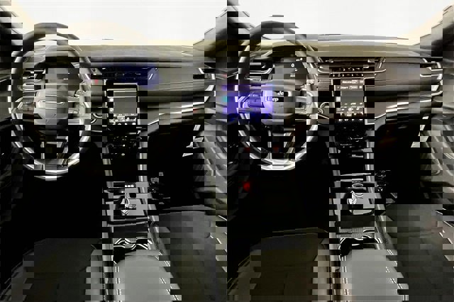 New 2025 Jeep Grand Cherokee L Altitude image 6