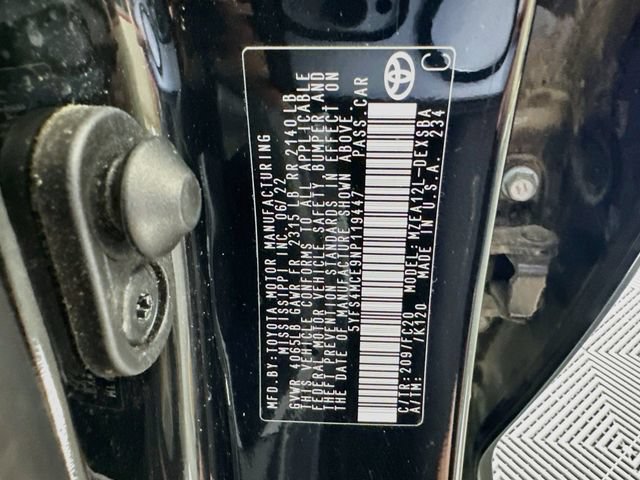 Certified 2022 Toyota Corolla SE w/ Carpet Mat Package (TMS) FWD image 28