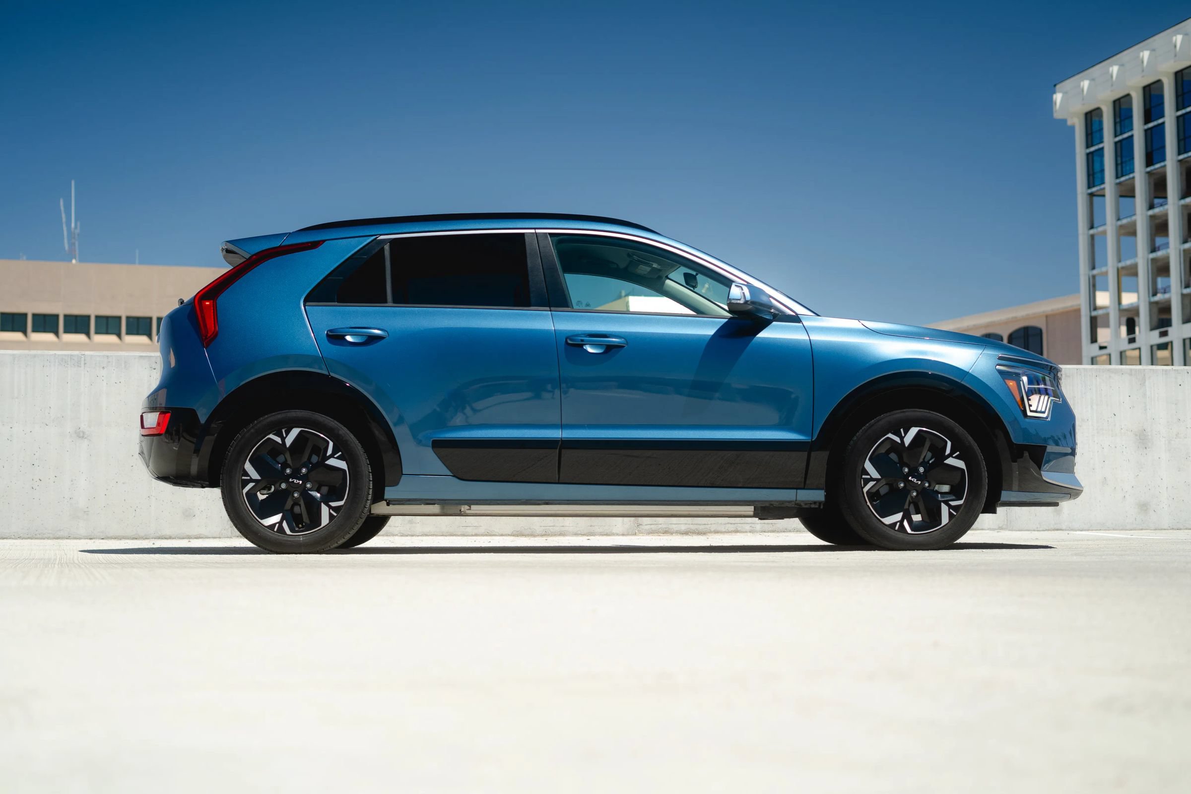Used 2023 Kia Niro Wind FWD image 16