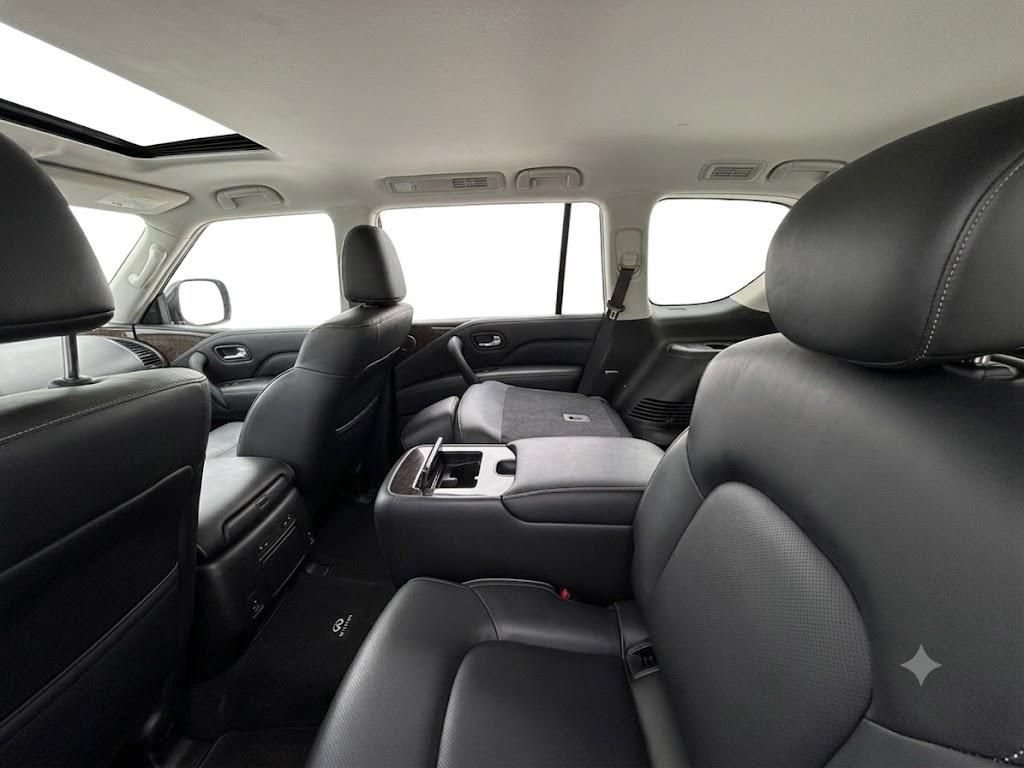 Used 2024 INFINITI QX80 Luxe RWD image 8