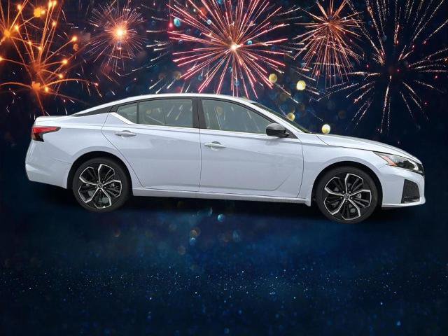 Certified 2025 Nissan Altima 2.5 SR w/ SR Premium Package AWD/4WD image 28