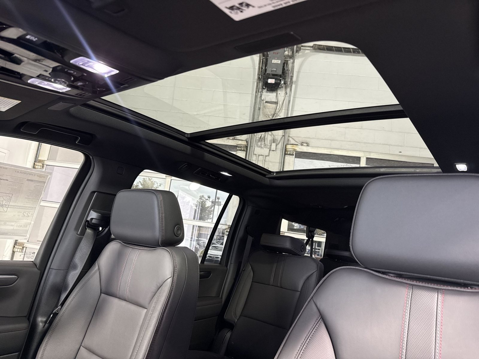 New 2026 Chevrolet Suburban RST w/ Comfort Package AWD/4WD image 25