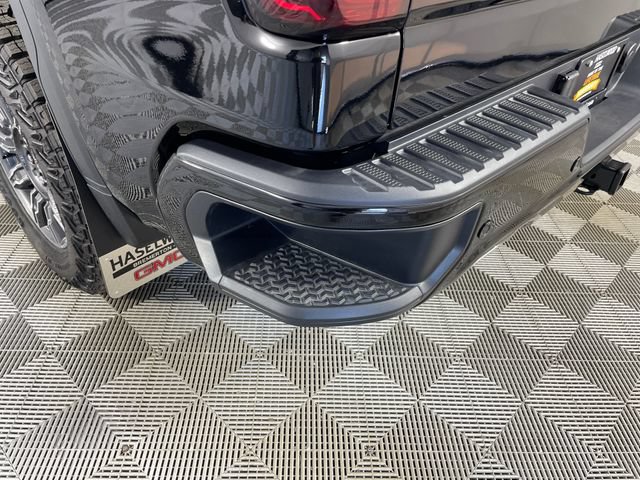 New 2026 GMC Sierra 1500 AT4 w/ AT4 Premium Package AWD/4WD image 18