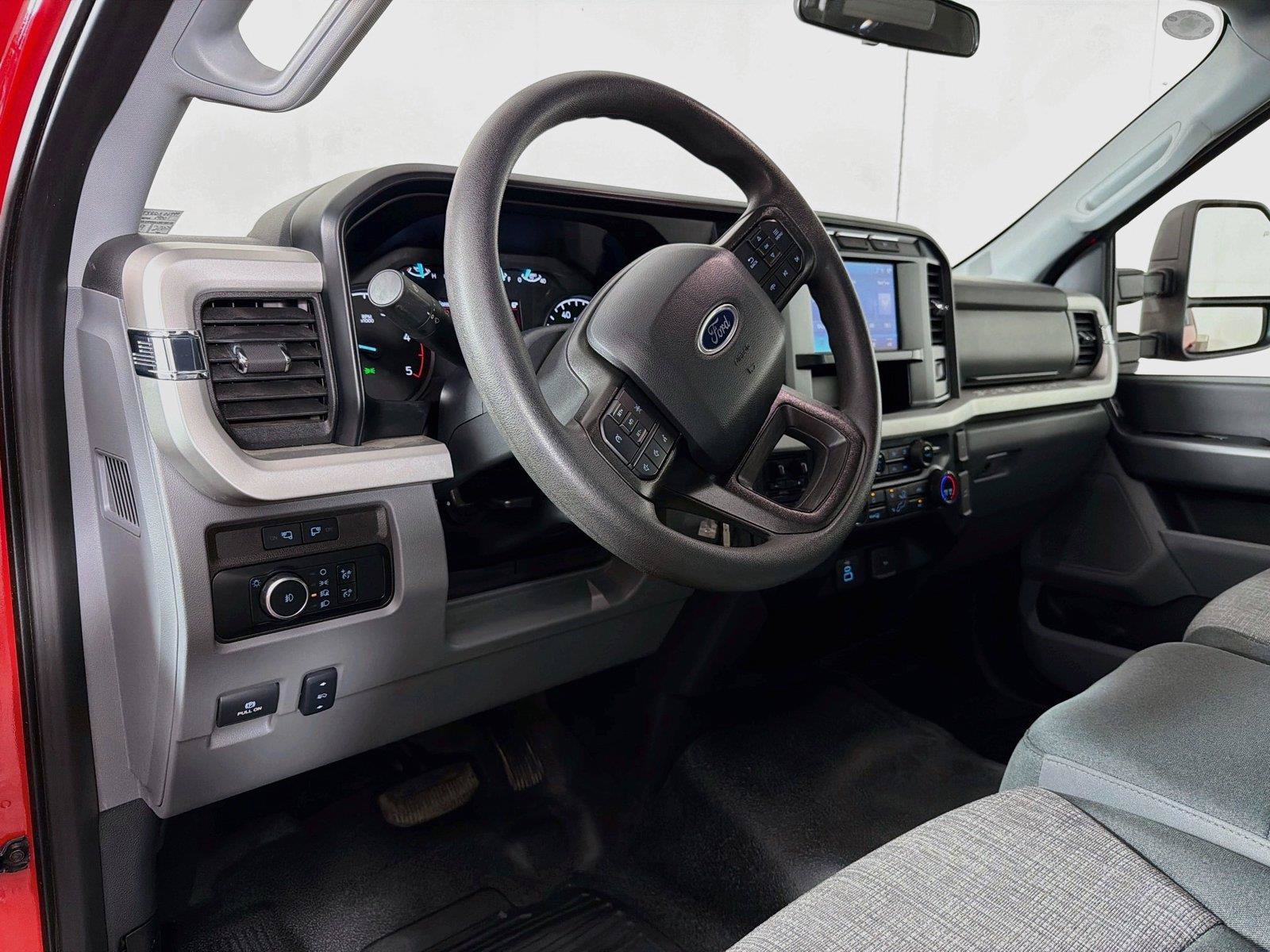 Used 2024 Ford F550 4x4 Regular Cab Super Duty w/ XLT Value Package image 16