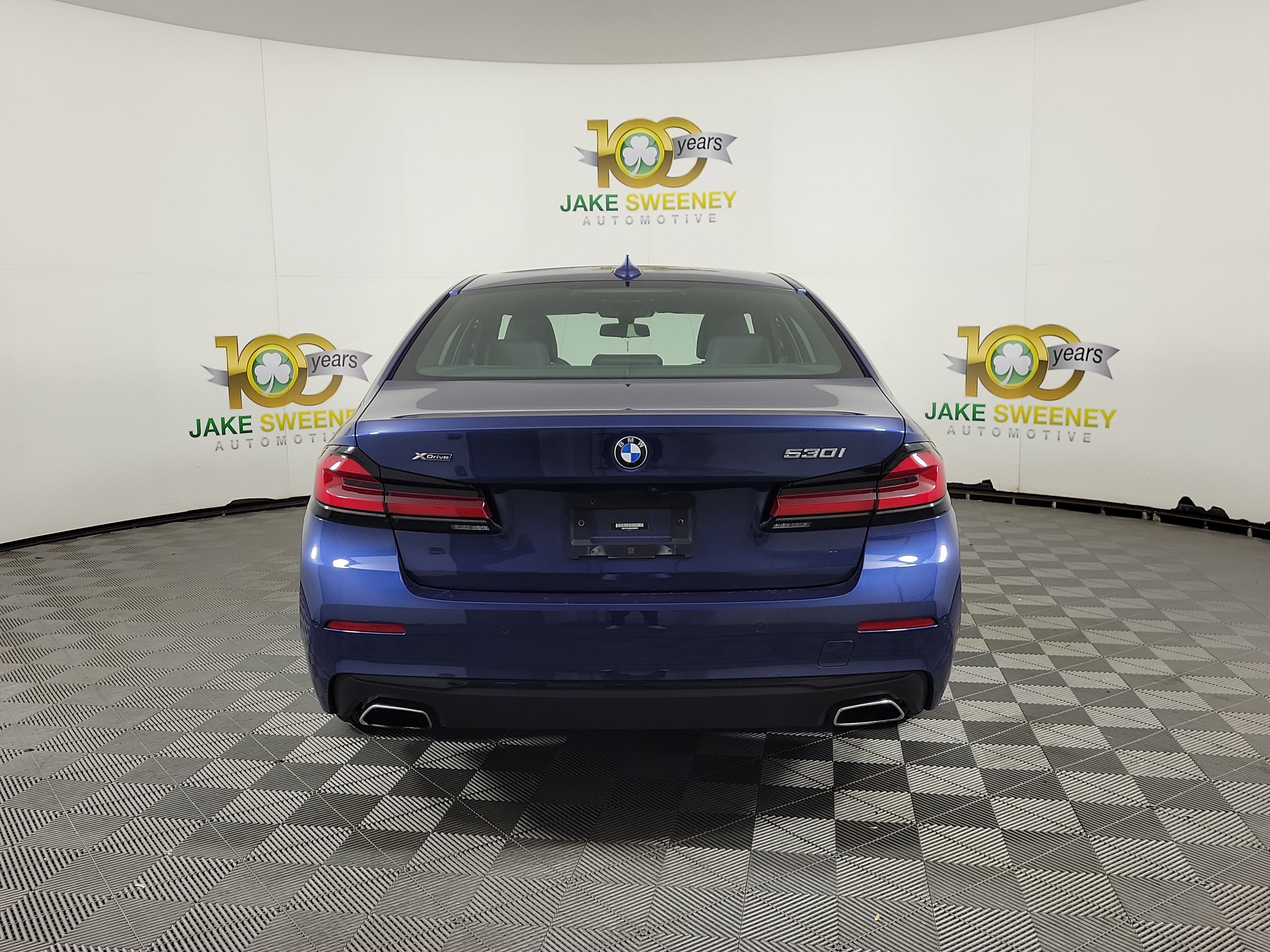 Certified 2022 BMW 530i xDrive w/ Premium Package image 3