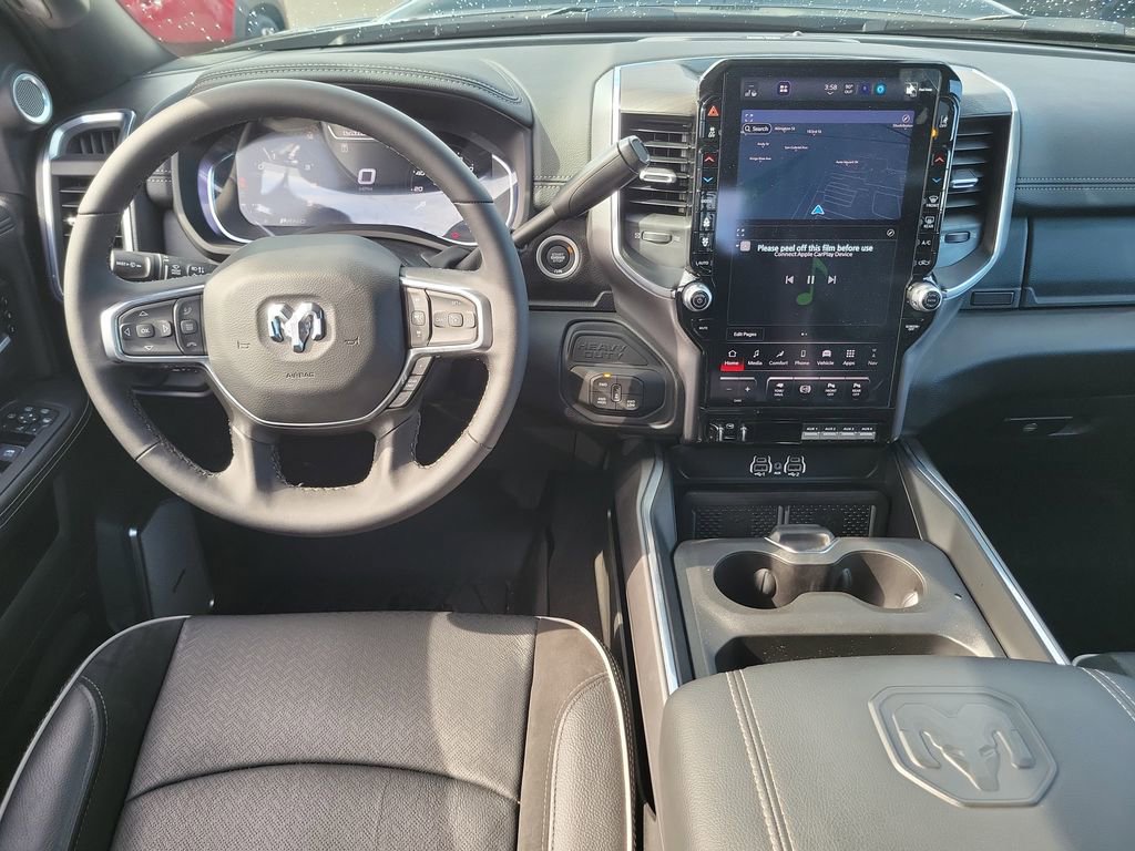 Used 2025 RAM 2500 Laramie AWD/4WD image 4
