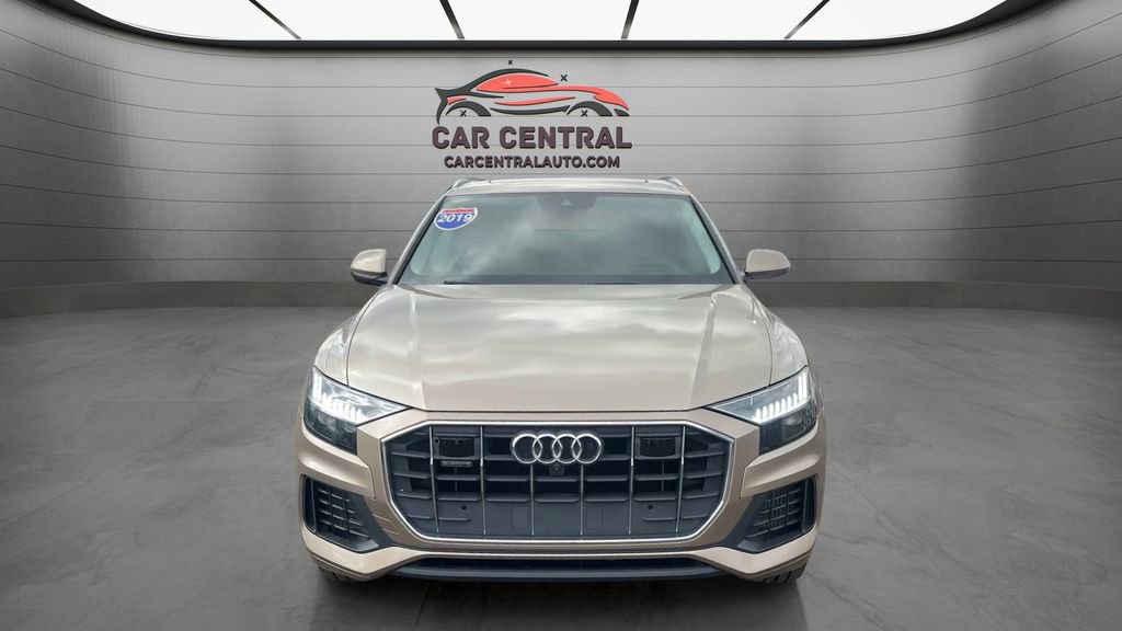 Used 2019 Audi Q8 Prestige image 8