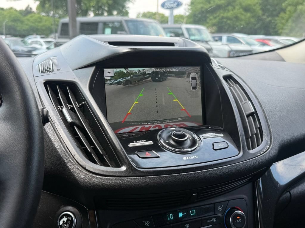 Used 2017 Ford Escape Titanium AWD/4WD image 17