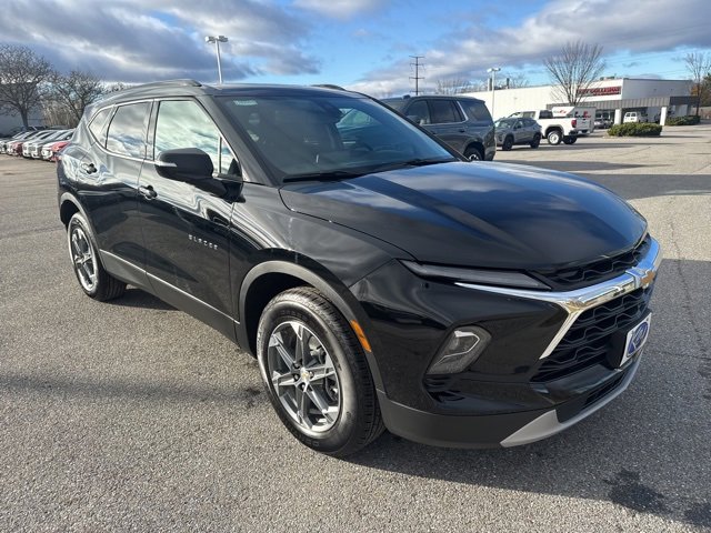 New 2025 Chevrolet Blazer LT w/ LPO, Floor Liner Package image 8