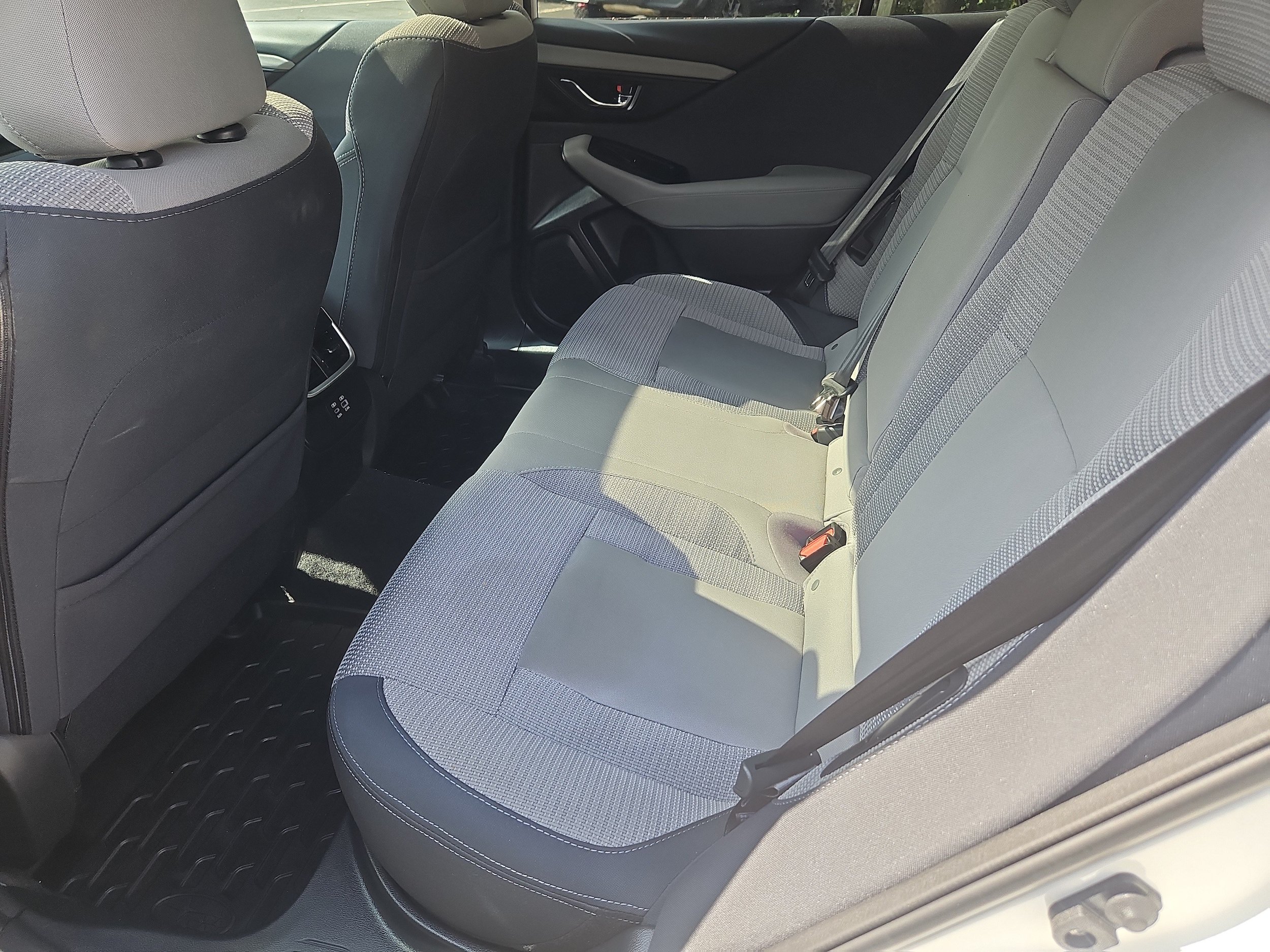 Certified 2024 Subaru Outback Premium AWD/4WD image 32