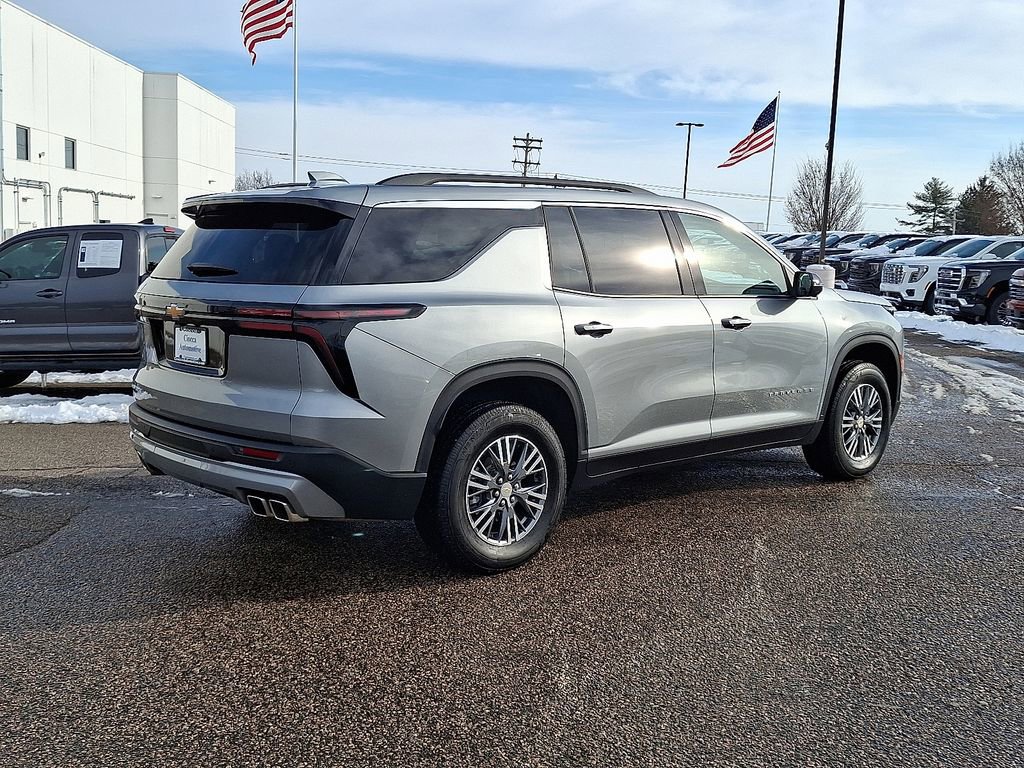 New 2025 Chevrolet Traverse LT w/ Driver Confidence Package image 9