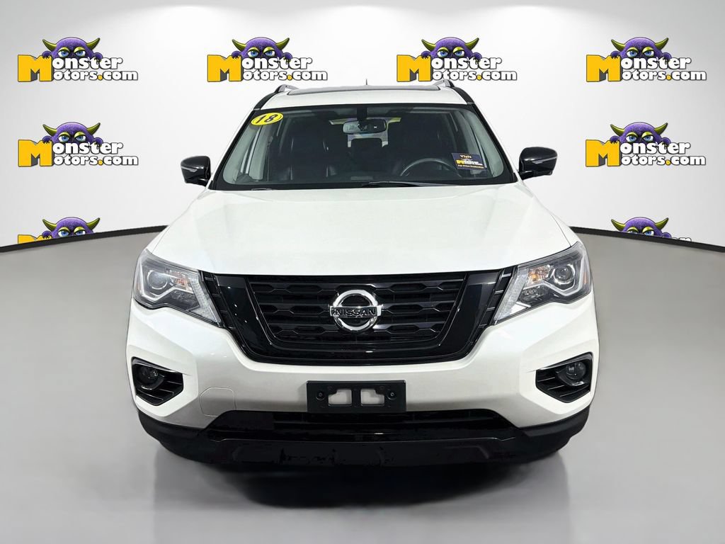 Used 2018 Nissan Pathfinder SL AWD/4WD image 2