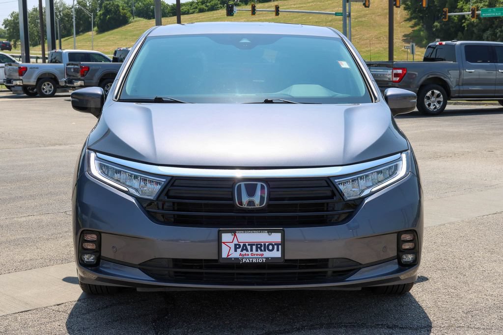 Used 2024 Honda Odyssey Elite image 2