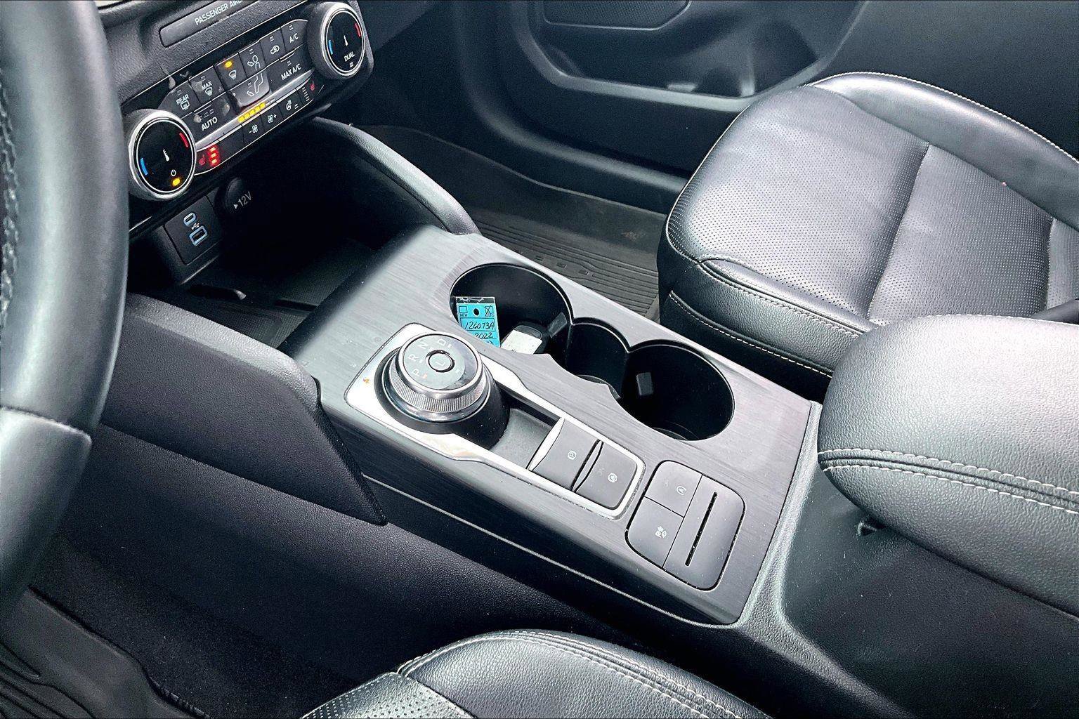 Used 2022 Ford Escape SEL w/ Technology Package image 15