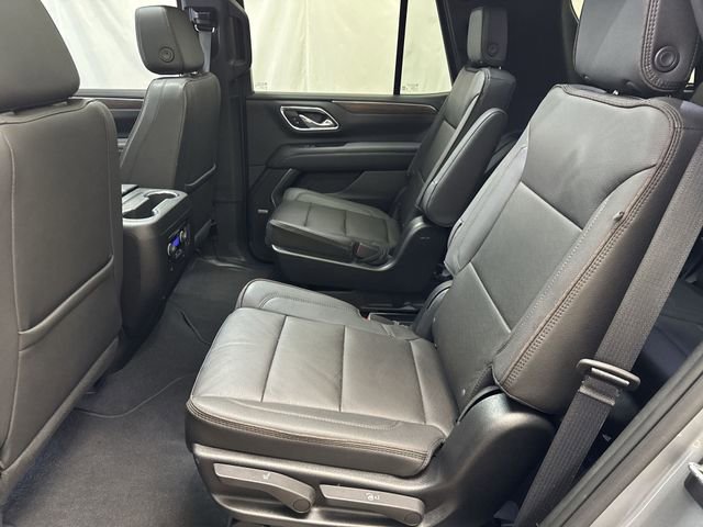 Certified 2023 Chevrolet Tahoe High Country w/ Premium Package 2 AWD/4WD image 13