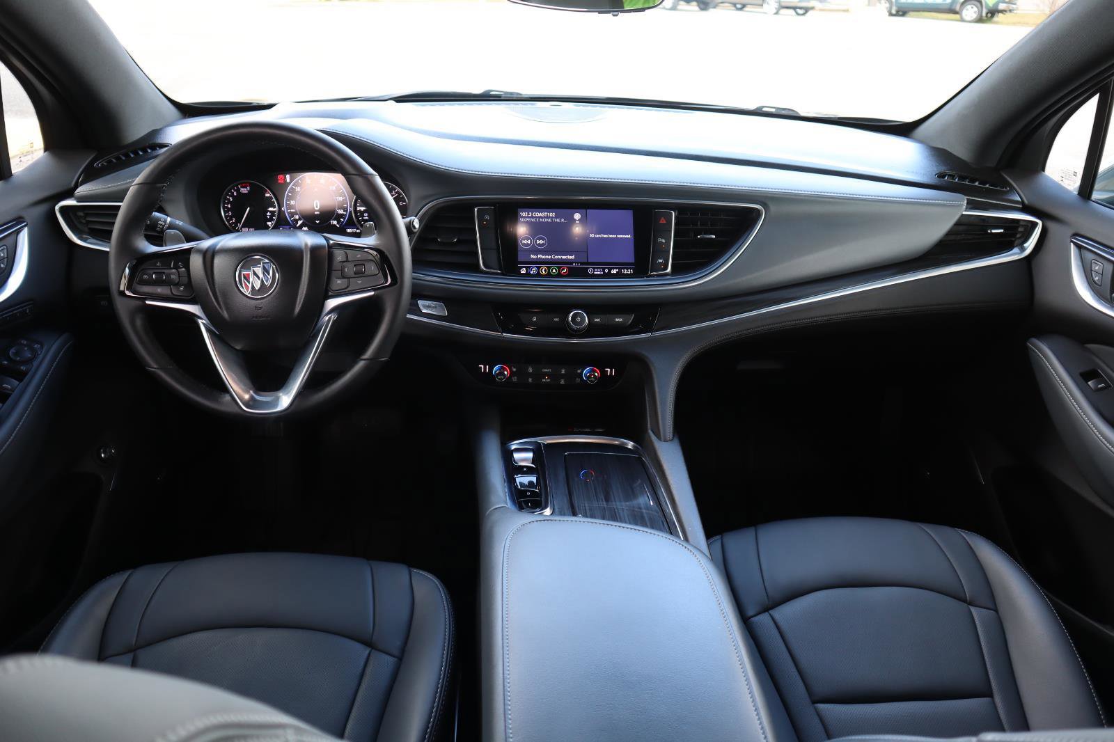 Used 2022 Buick Enclave Premium w/ Experience Buick Package image 19