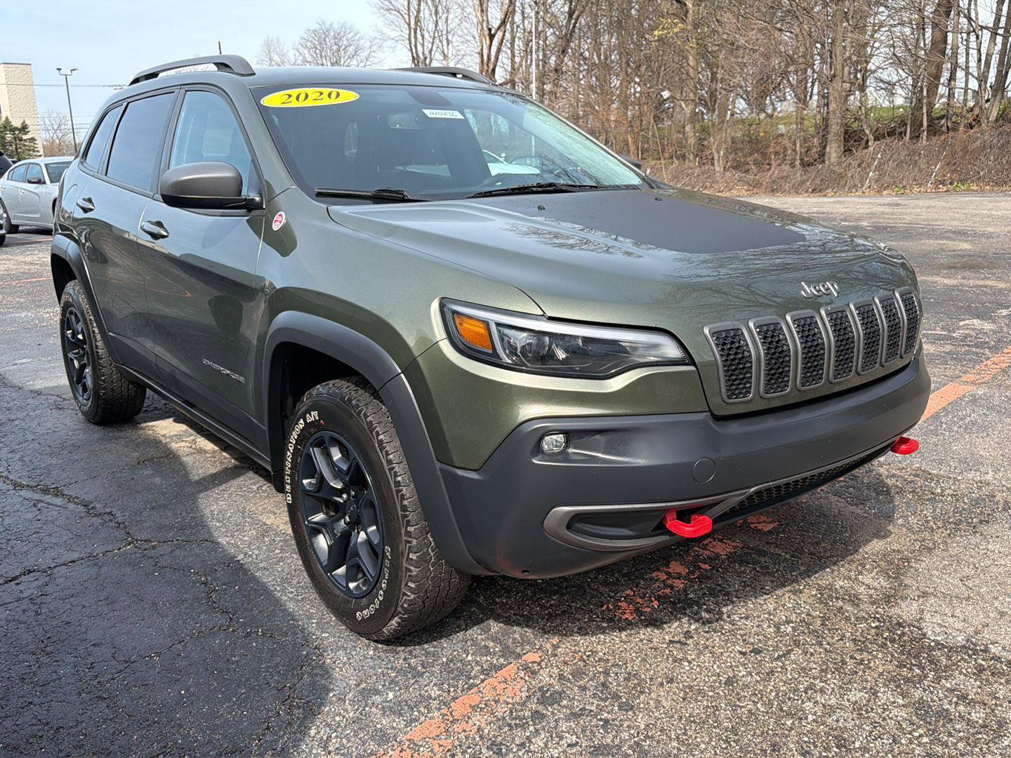 Used 2020 Jeep Cherokee Trailhawk w/ Comfort & Convenience Group image 4