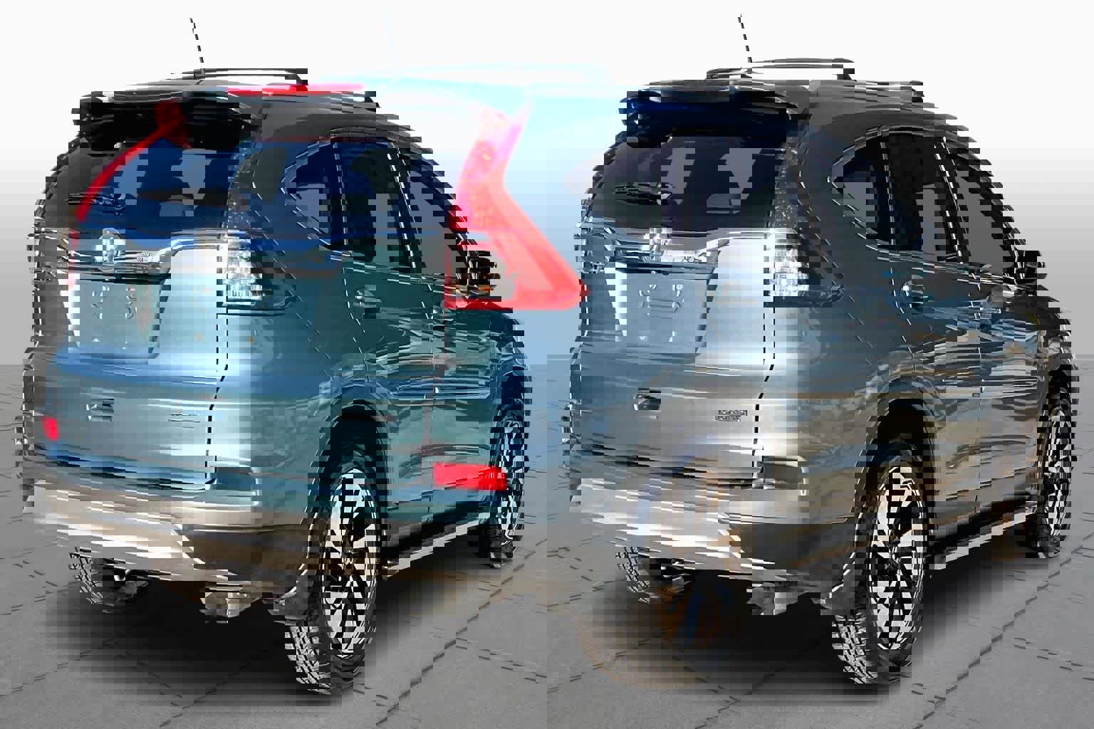 Used 2016 Honda CR-V Touring image 13