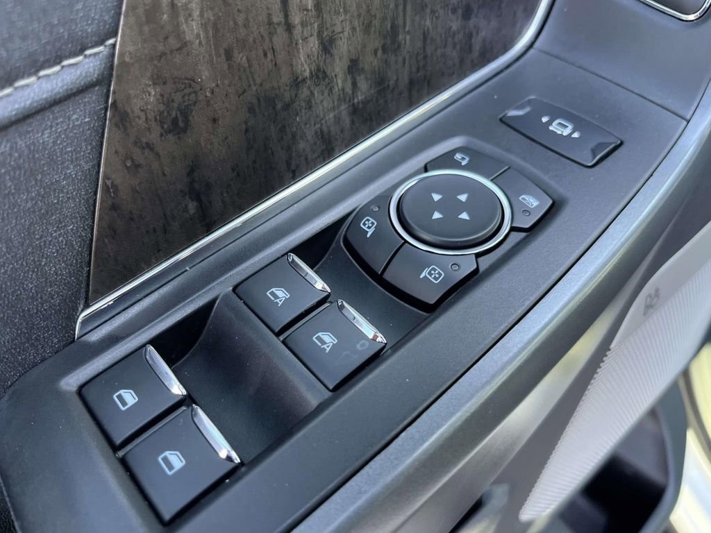 Used 2024 Ford F250 Lariat w/ Sport Appearance Package image 15