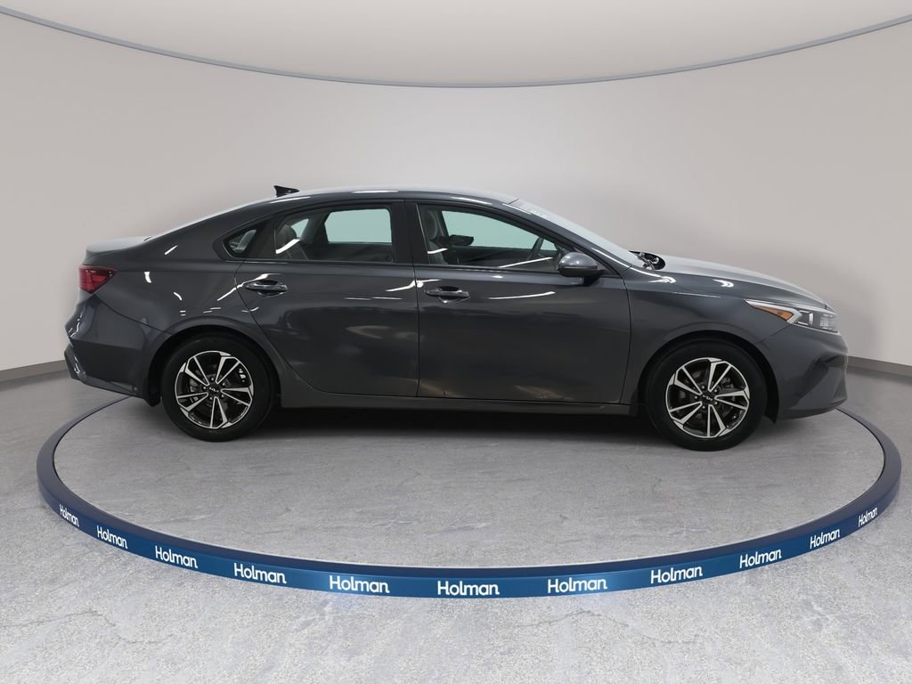 Used 2023 Kia Forte LXS w/ LXS Technology Package image 5