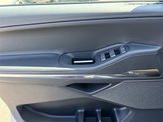 New 2025 Lincoln Navigator Reserve w/ Jet Appearance Package image 21