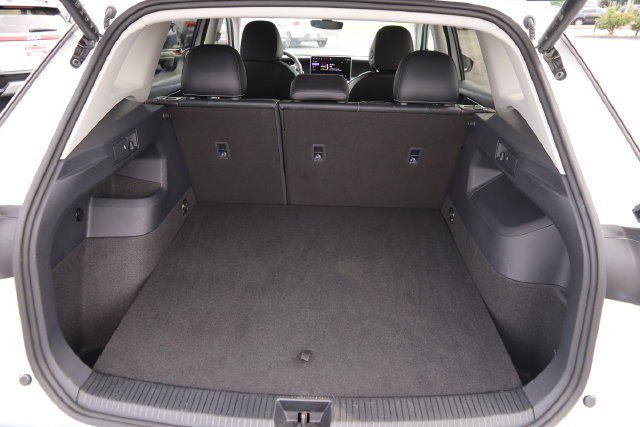 Used 2026 Volkswagen Tiguan SE FWD image 7