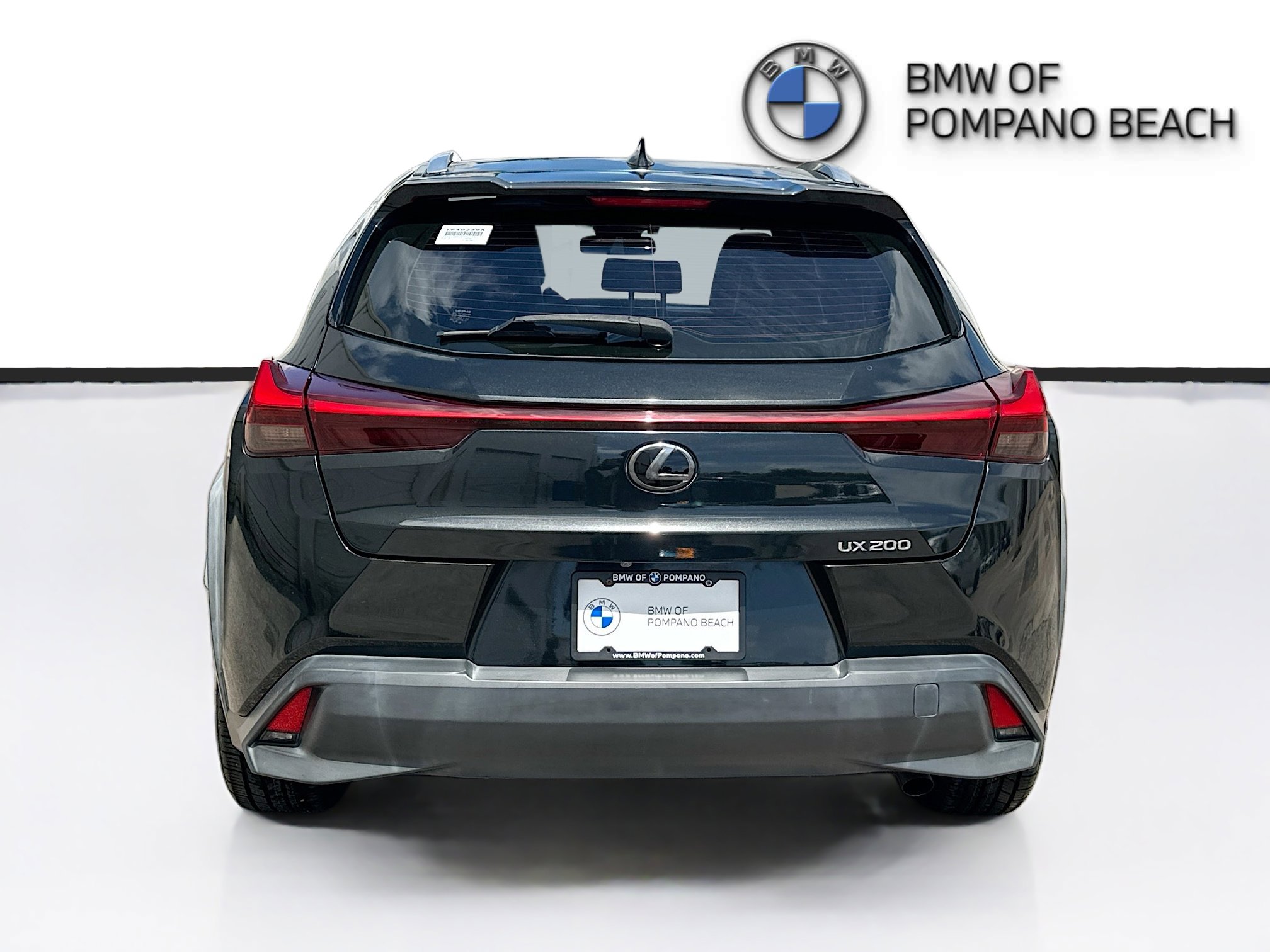 Used 2019 Lexus UX 200 FWD image 6