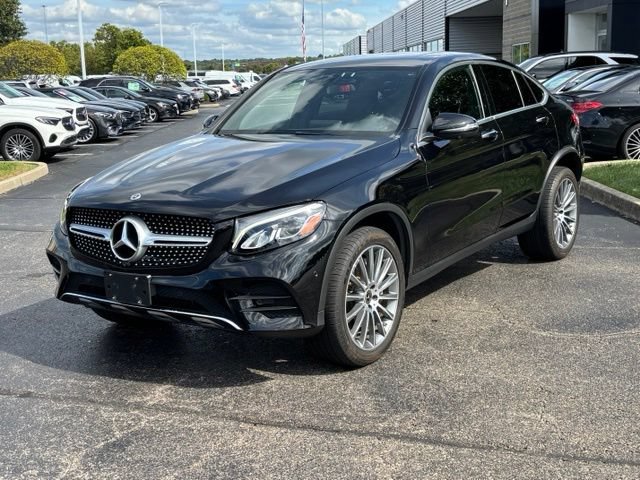 Used 2019 Mercedes-Benz GLC 300 4MATIC Coupe image 4