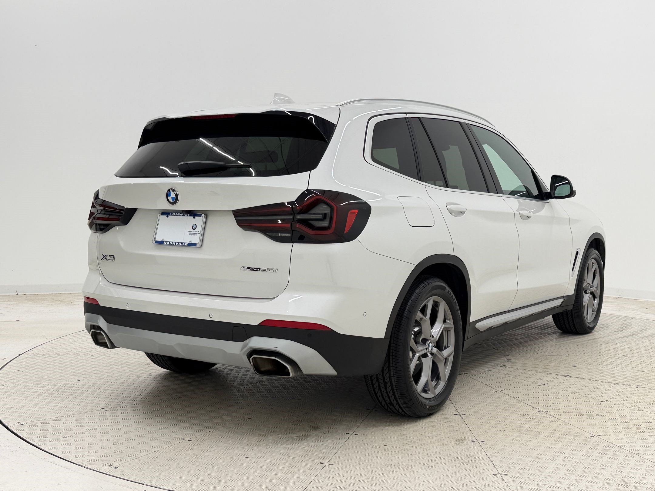 Used 2024 BMW X3 sDrive30i w/ Premium Package RWD image 9
