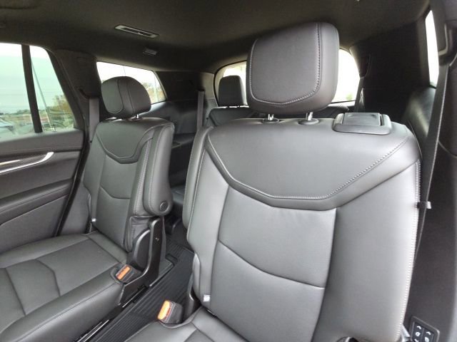 New 2025 Cadillac XT6 Sport w/ Technology Package image 17