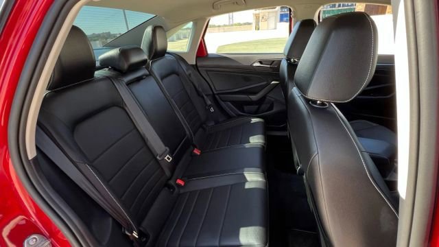 Used 2023 Volkswagen Jetta SE image 71